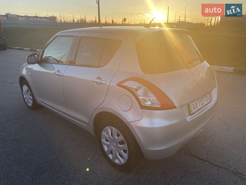 Хэтчбек Suzuki Swift 2011 в Киеве фото 8 Хэтчбек Suzuki Swift 2011 в Киеве