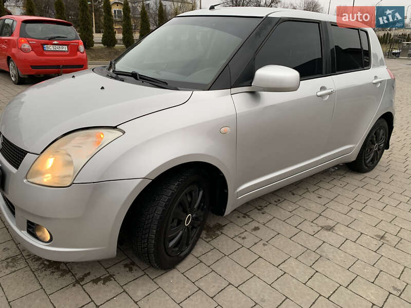 Хэтчбек Suzuki Swift 2005 в Дрогобыче фото 13 Хэтчбек Suzuki Swift 2005 в Дрогобыче