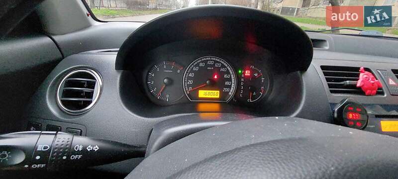 Хэтчбек Suzuki Swift 2007 в Одессе фото 6 Хэтчбек Suzuki Swift 2007 в Одессе