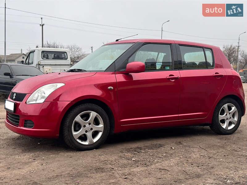 Хэтчбек Suzuki Swift 2006 в Черкассах фото 6 Хэтчбек Suzuki Swift 2006 в Черкассах