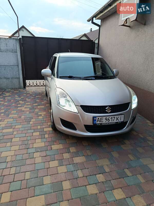 Хэтчбек Suzuki Swift 2011 в Днепре