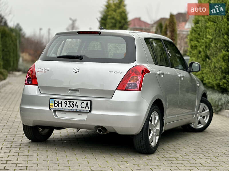 Хэтчбек Suzuki Swift 2008 в Одессе