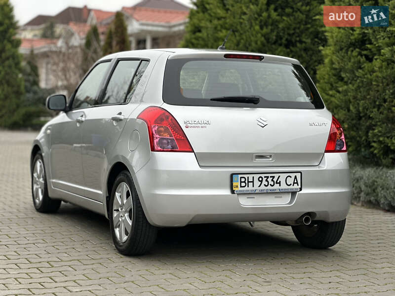 Хэтчбек Suzuki Swift 2008 в Одессе