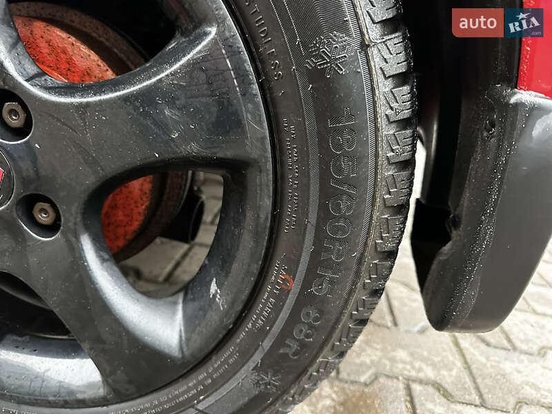 Хэтчбек Suzuki Swift 2005 в Киеве