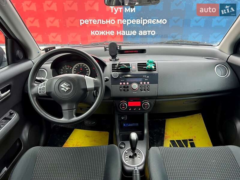 Хетчбек Suzuki Swift 2006 в Києві