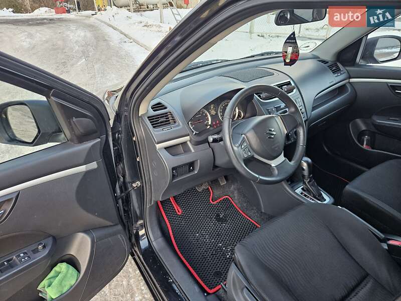 Хэтчбек Suzuki Swift 2013 в Житомире