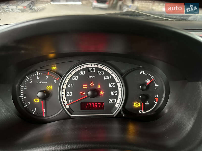 Хэтчбек Suzuki Swift 2009 в Тульчине