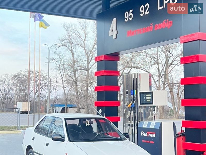 Седан Suzuki Swift 1996 в Кременчуге