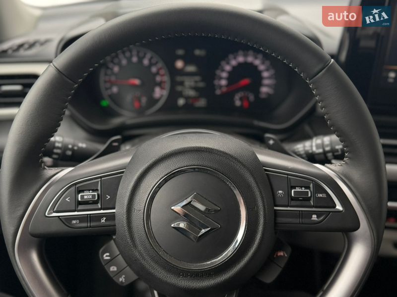 Хетчбек Suzuki Swift 2025 в Хмельницькому фото 52 Хетчбек Suzuki Swift 2025 в Хмельницькому