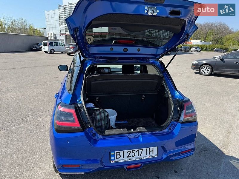 Хэтчбек Suzuki Swift 2024 в Полтаве