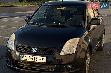 Хэтчбек Suzuki Swift 2010 в Луцке
