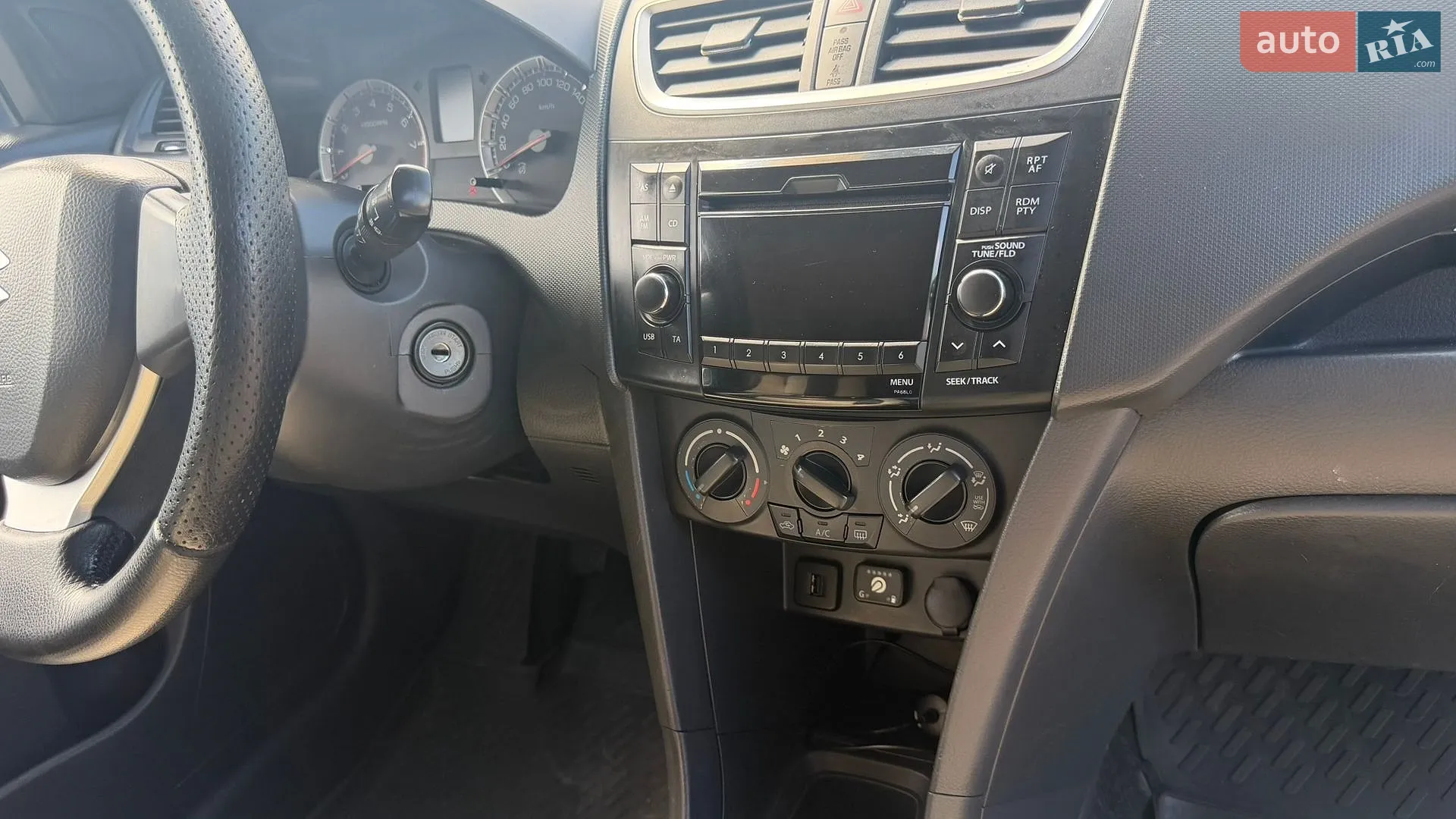 Suzuki Swift 2011 VIN TSMNZC72S00124174 фото оголошення 20 з 36