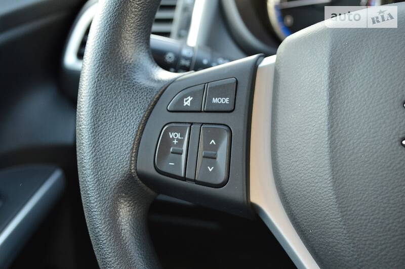 Позашляховик / Кросовер Suzuki SX4 2014 в Одесі