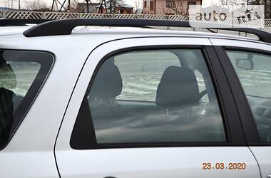 Позашляховик / Кросовер Suzuki SX4 2012 в 