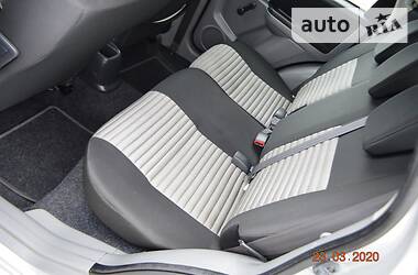 Позашляховик / Кросовер Suzuki SX4 2012 в 
