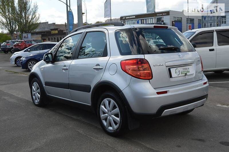 Хетчбек Suzuki SX4 2014 в Києві фото 4 Хетчбек Suzuki SX4 2014 в Києві