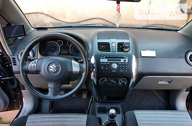 Позашляховик / Кросовер Suzuki SX4 2012 в Кривому Розі