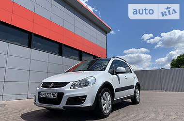 Хетчбек Suzuki SX4 2013 в 