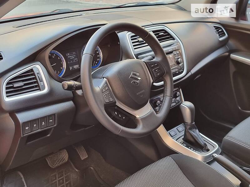 Хэтчбек Suzuki SX4 2016 в Киеве