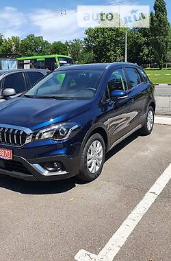 Внедорожник / Кроссовер Suzuki SX4 2020 в Черновцах