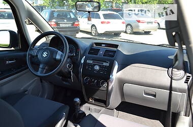 Позашляховик / Кросовер Suzuki SX4 2007 в Рівному