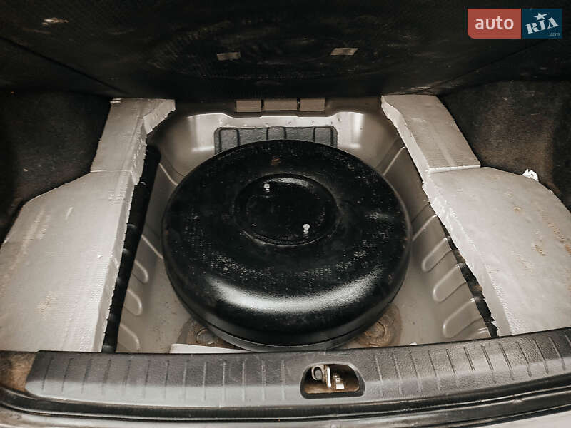 Седан Suzuki SX4 2008 в Кременчуге