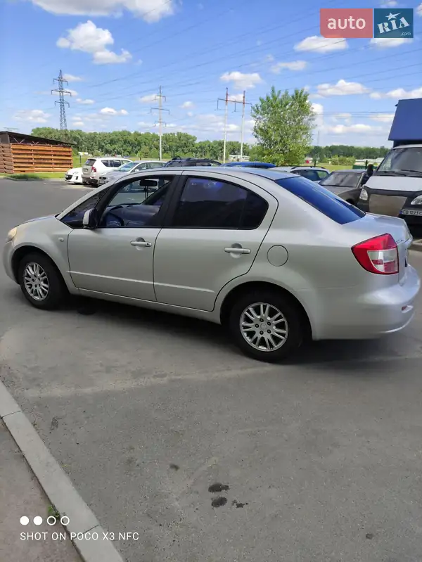 Suzuki SX4