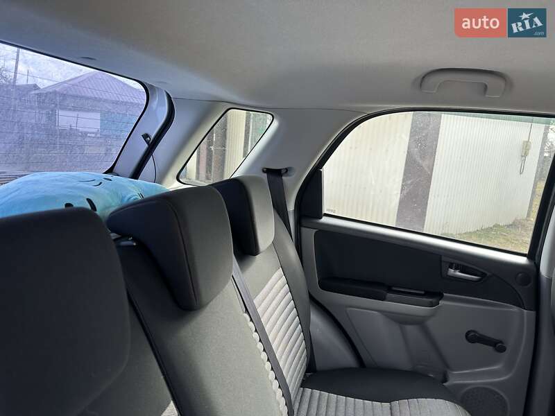 Хетчбек Suzuki SX4 2013 в Києві