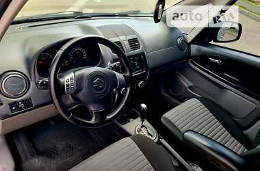 Хэтчбек Suzuki SX4 2011 в 