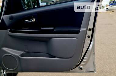 Хэтчбек Suzuki SX4 2011 в 