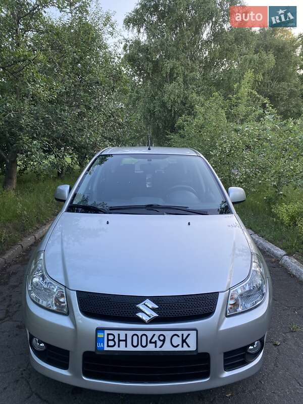 Внедорожник / Кроссовер Suzuki SX4 2008 в Первомайске
