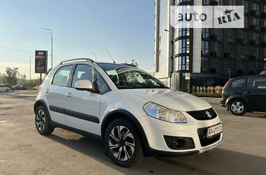 Внедорожник / Кроссовер Suzuki SX4 2012 в Киеве