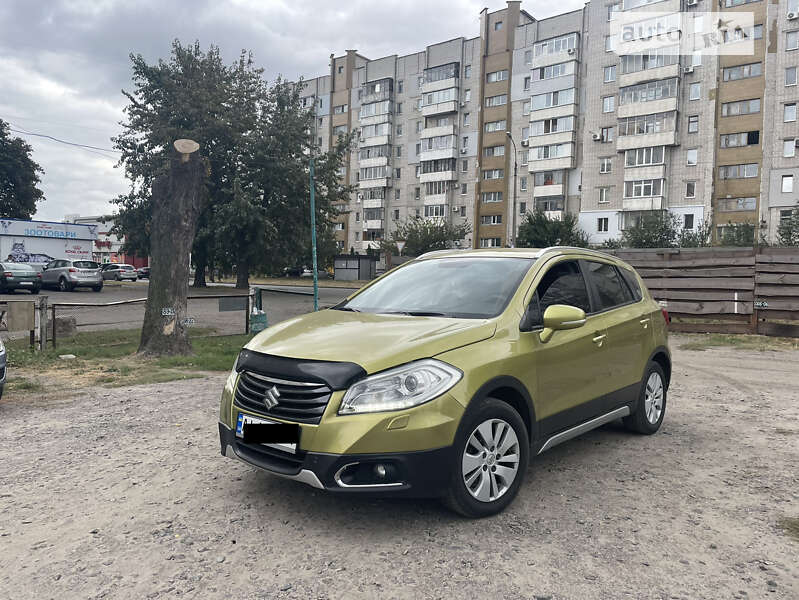 Внедорожник / Кроссовер Suzuki SX4 2014 в Черкассах
