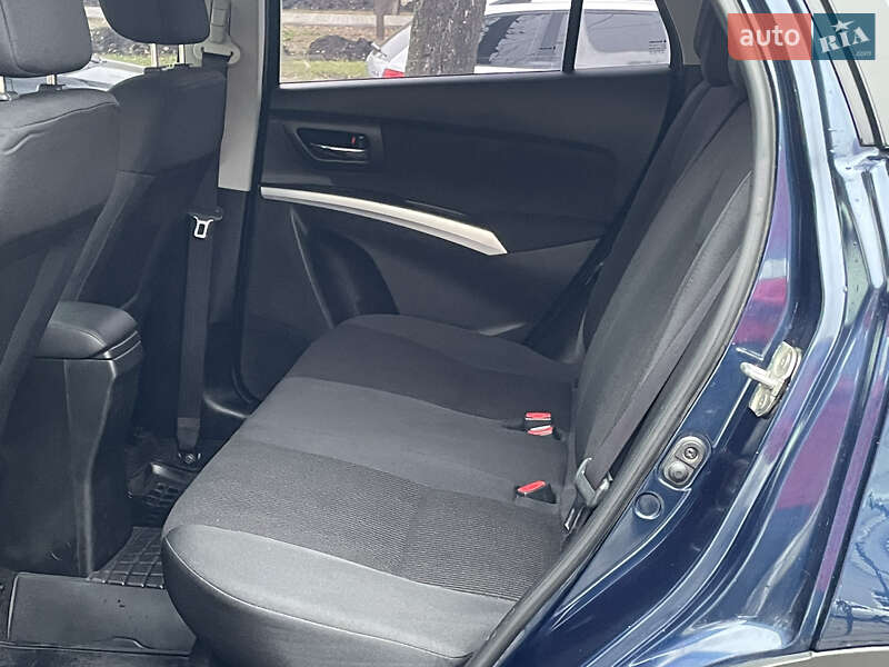 Внедорожник / Кроссовер Suzuki SX4 2017 в Николаеве фото 27 Внедорожник / Кроссовер Suzuki SX4 2017 в Николаеве