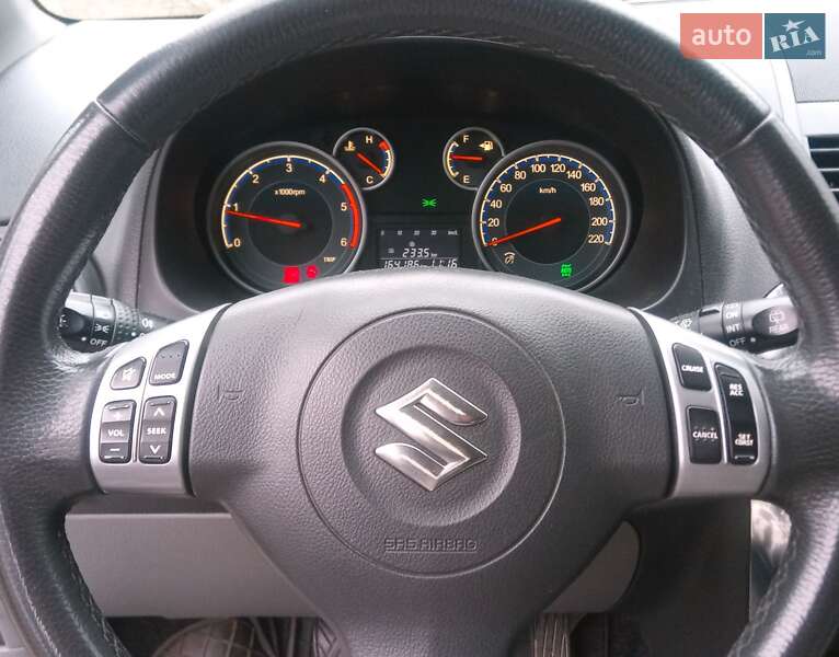 Седан Suzuki SX4 2013 в Светловодске