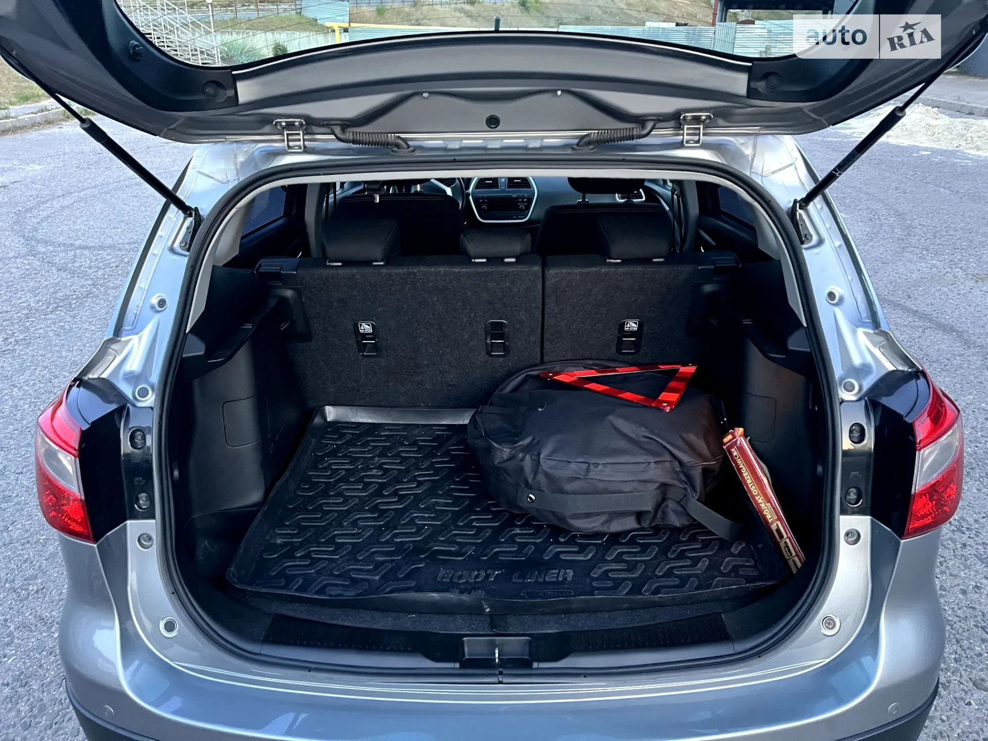 2014 Suzuki SX4 - мініатюра 3