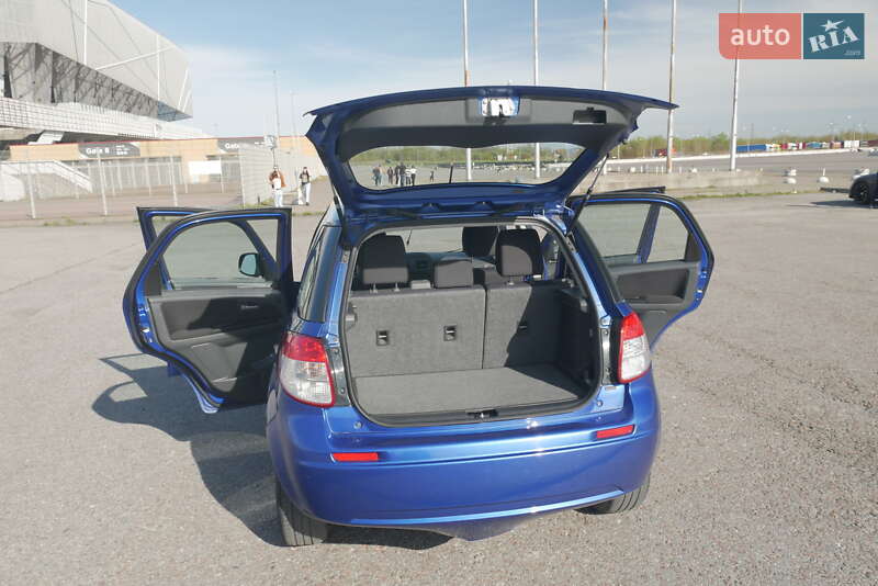 Позашляховик / Кросовер Suzuki SX4 2012 в Львові фото 3 Позашляховик / Кросовер Suzuki SX4 2012 в Львові