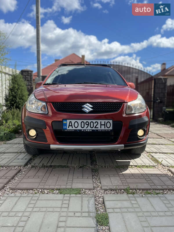 Позашляховик / Кросовер Suzuki SX4 2012 в Ужгороді