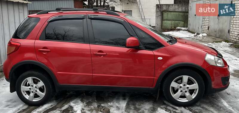 Внедорожник / Кроссовер Suzuki SX4 2012 в Киеве