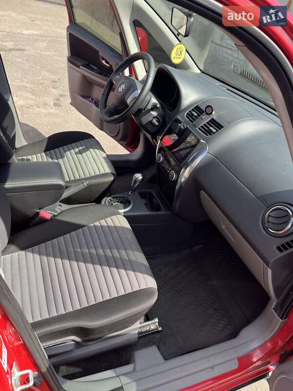 Внедорожник / Кроссовер Suzuki SX4 2012 в Киеве