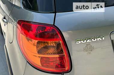 Внедорожник / Кроссовер Suzuki SX4 2014 в Киеве