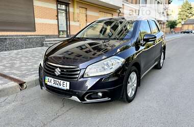 Внедорожник / Кроссовер Suzuki SX4 2014 в Харькове