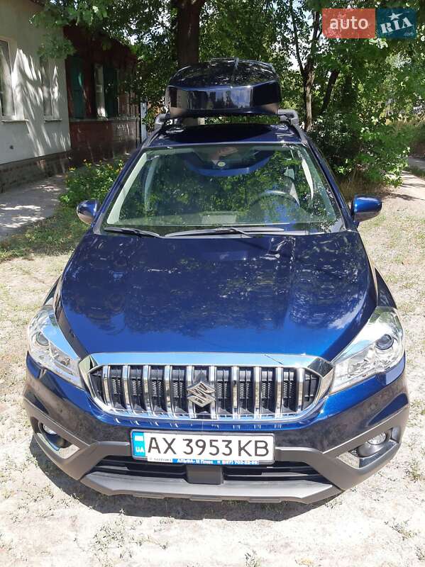 Позашляховик / Кросовер Suzuki SX4 2020 в Харкові