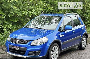 Внедорожник / Кроссовер Suzuki SX4 2010 в Ровно