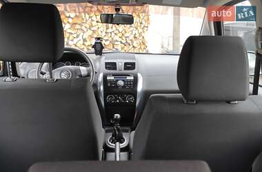 Седан Suzuki SX4 2010 в 