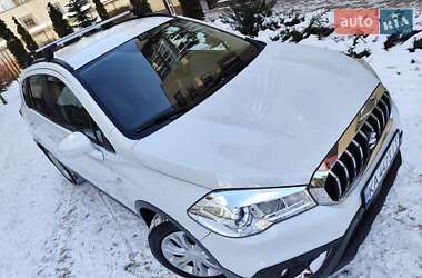 Позашляховик / Кросовер Suzuki SX4 2017 в Києві