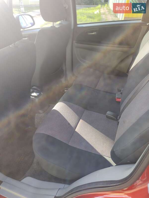 Хэтчбек Suzuki SX4 2008 в Первомайске