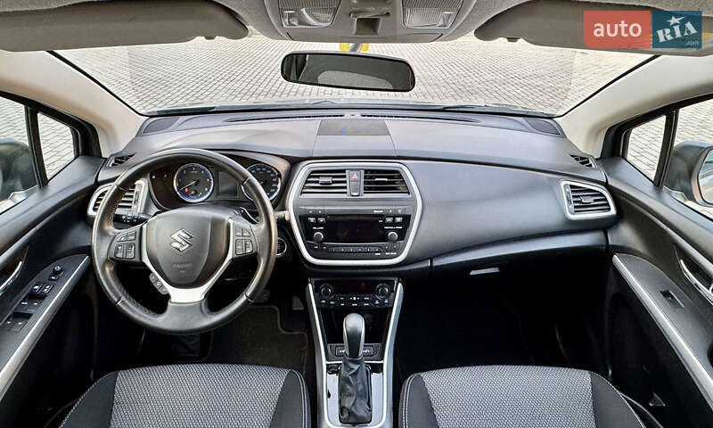 Внедорожник / Кроссовер Suzuki SX4 2016 в Житомире