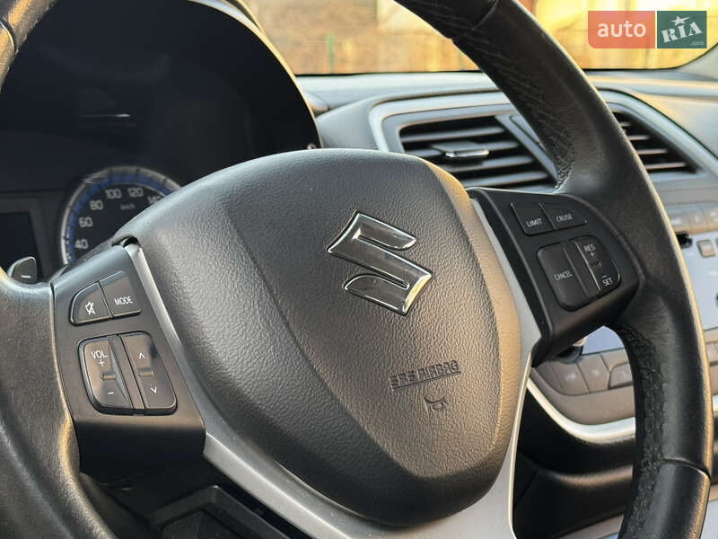 Внедорожник / Кроссовер Suzuki SX4 2016 в Житомире