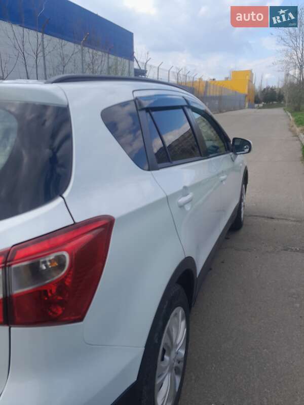 Позашляховик / Кросовер Suzuki SX4 2017 в Миколаєві